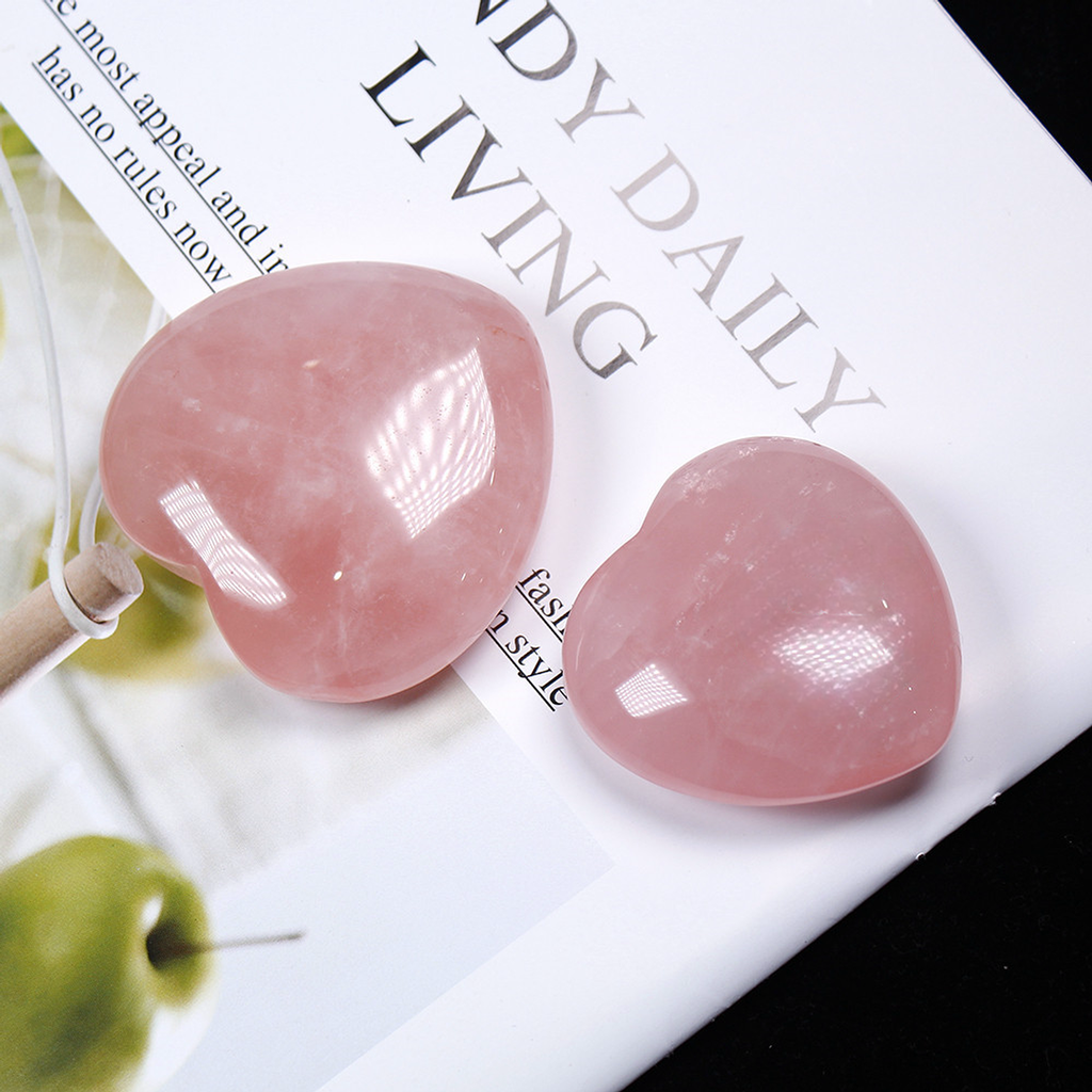 【礦藏】原礦愛心粉水晶/隨身攜帶手把件(附絨布袋)