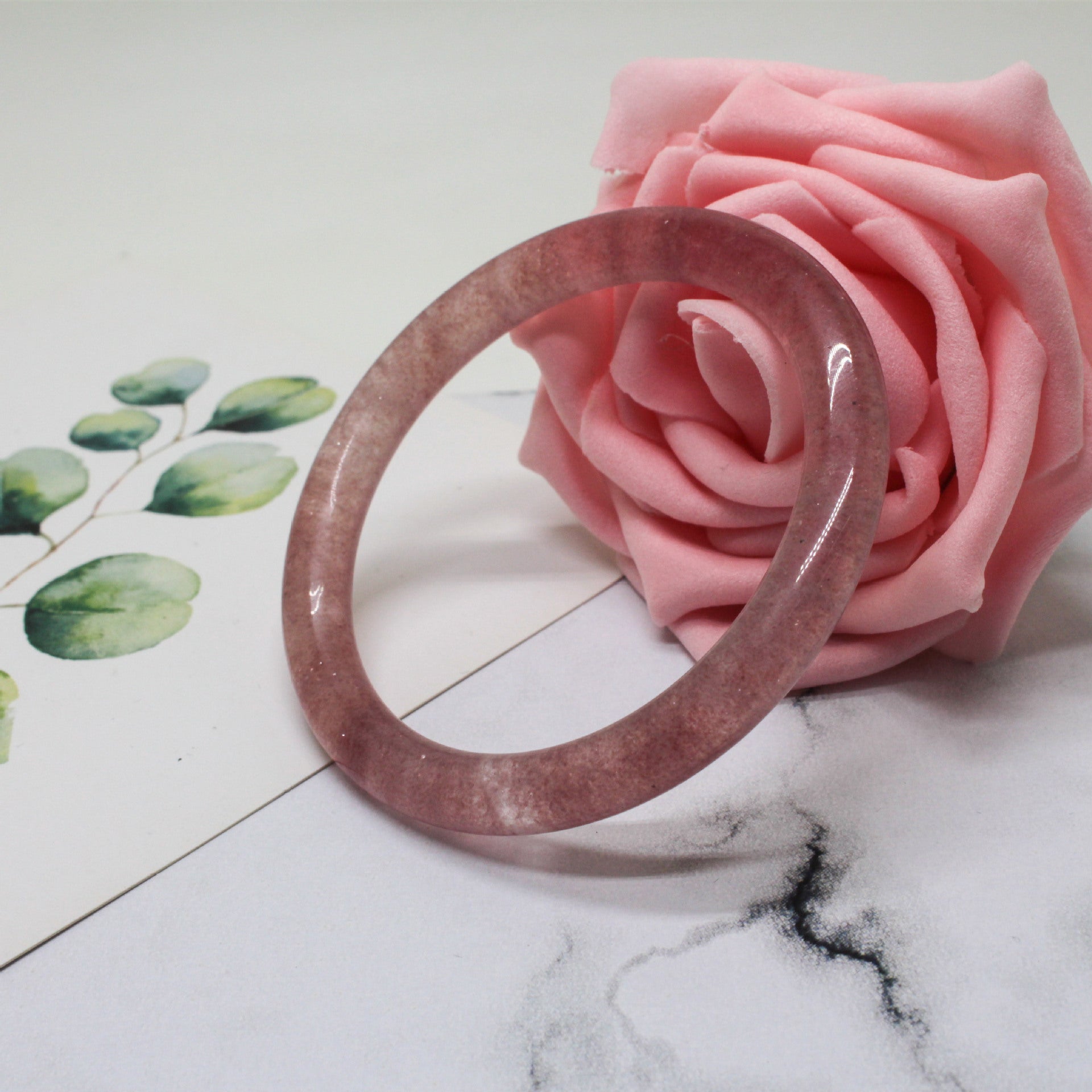 【玉鐲】天然俄羅斯產草莓晶手鐲 (普通款、星光鴿血紅款)