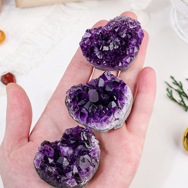 【礦藏】烏拉圭愛心紫水晶簇擺件