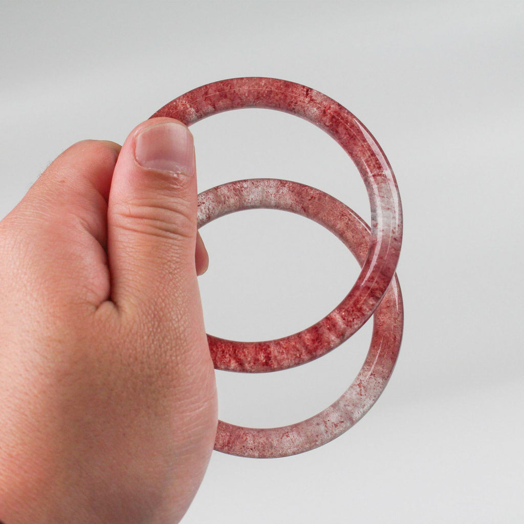 【玉鐲】天然俄羅斯產草莓晶手鐲 (普通款、星光鴿血紅款)