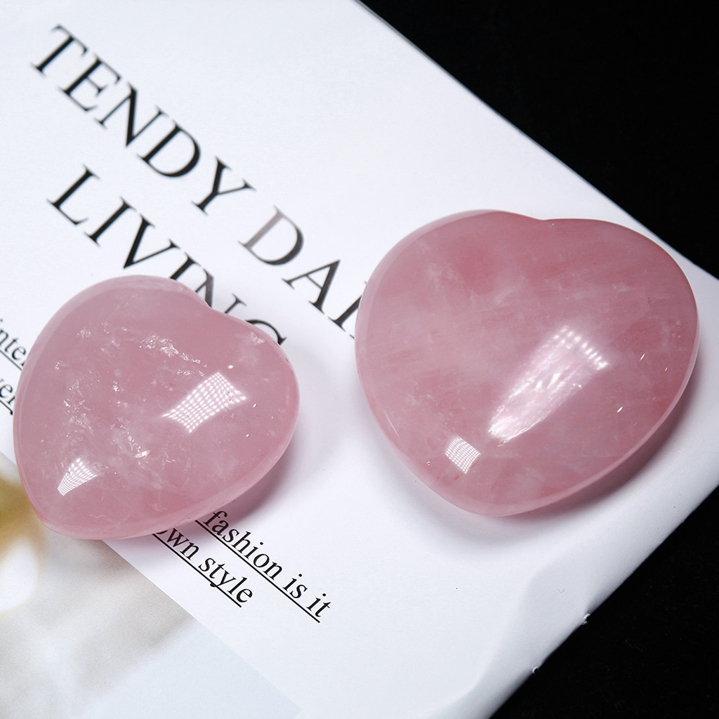 【礦藏】原礦愛心粉水晶/隨身攜帶手把件(附絨布袋)