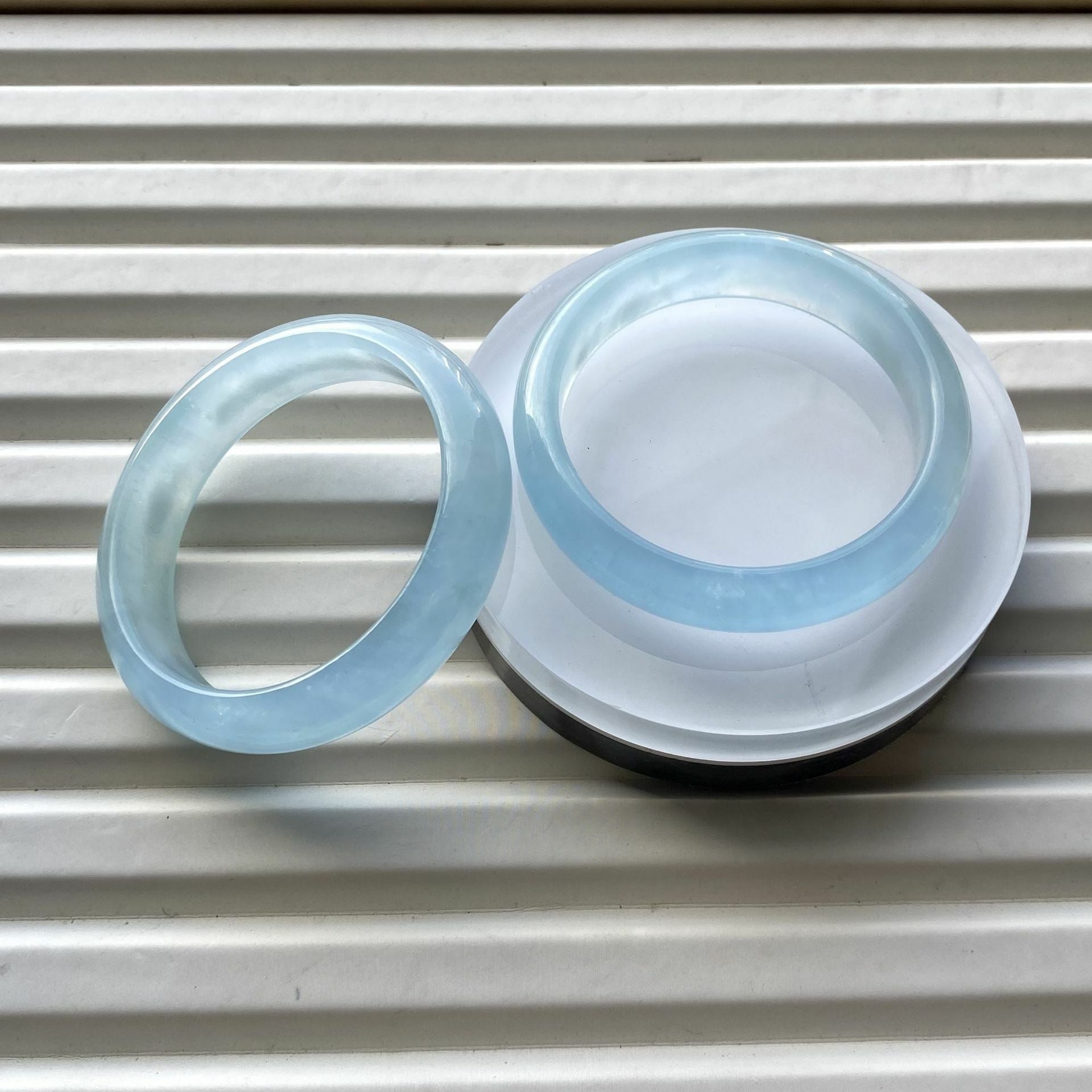 【玉鐲】天然海藍寶手鐲-藍天白雲的