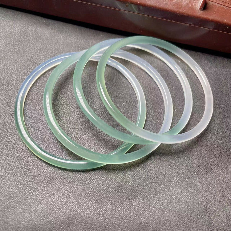 【玉鐲】半山水玉隨叮噹鐲-4mm：佛教七寶石，消除壓力，清洗負能量