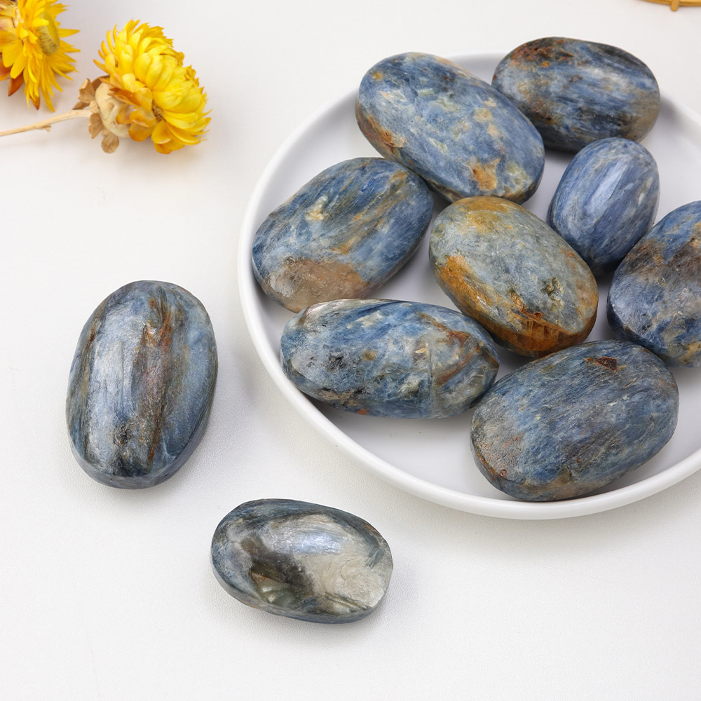 【礦藏】原礦藍晶石/隨身攜帶手把件(附絨布袋)