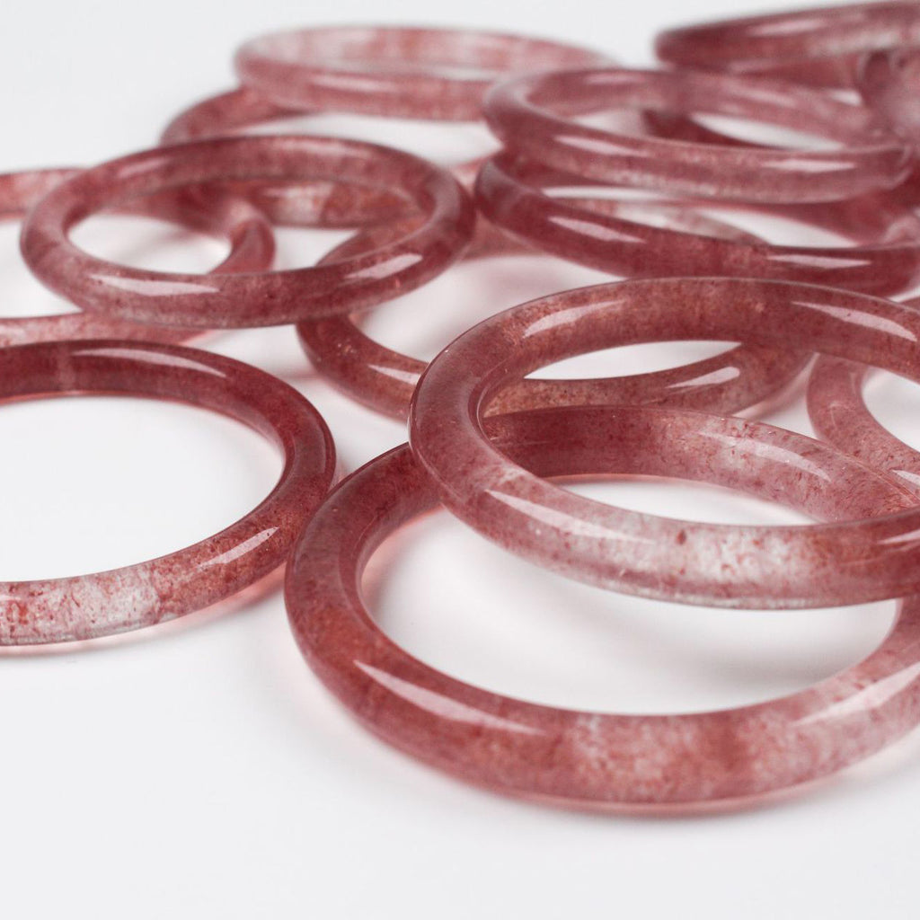 【玉鐲】天然俄羅斯產草莓晶手鐲 (普通款、星光鴿血紅款)