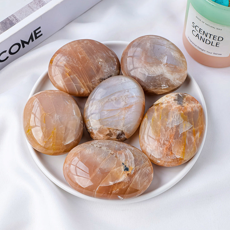 【礦藏】原礦橙色月光石/隨身攜帶手把件(附絨布袋)